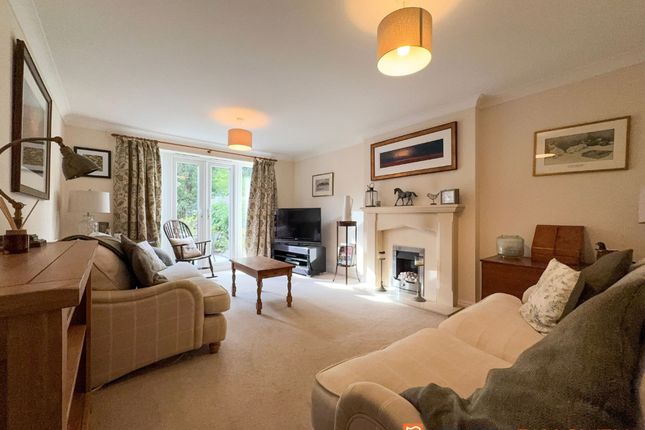 4 Rosefield Close, Newark photo 4