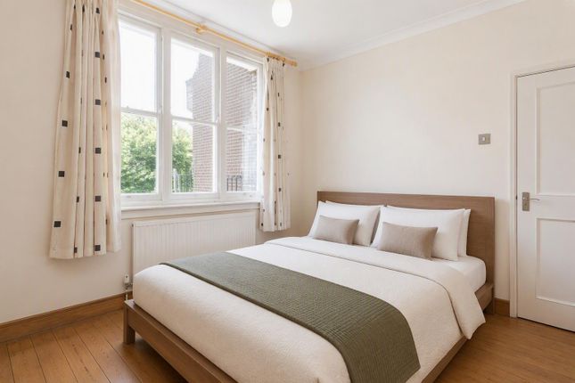 Flat 5, Fitzjohns Avenue, London photo 3