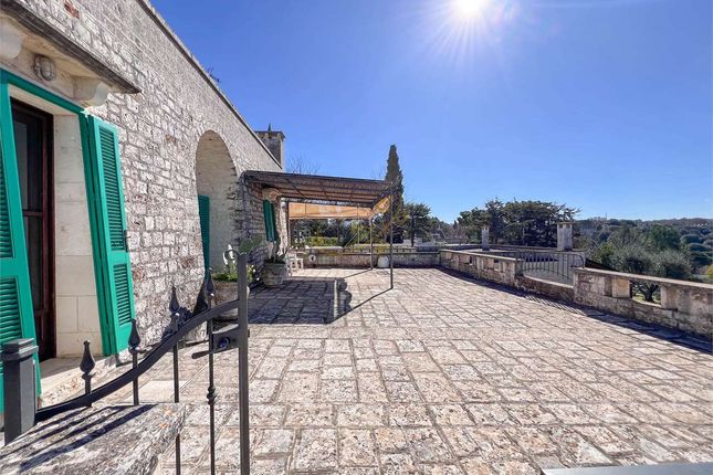 Property for sale in Locorotondo, Puglia, 70010, Italy