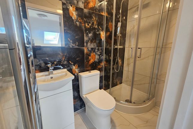 23, Maidstone photo 3