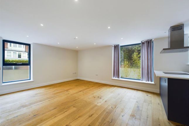 Flat for sale in Barnfield Road, St. Leonards, Exeter