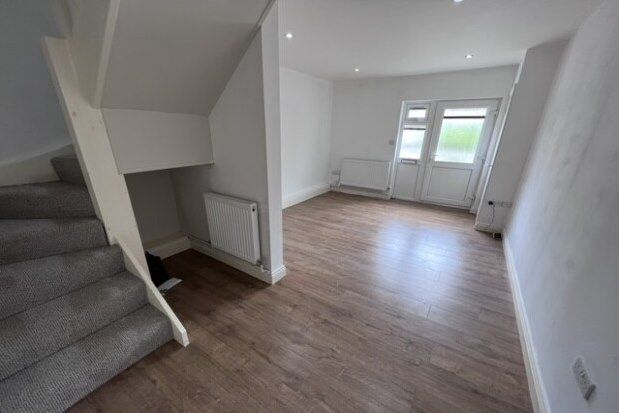 Terraced house to rent in Hillside, Bristol