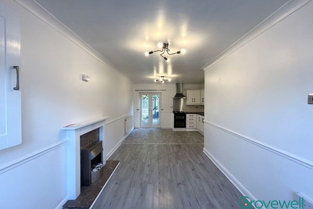 50 Moss Lane, Manchester photo 2