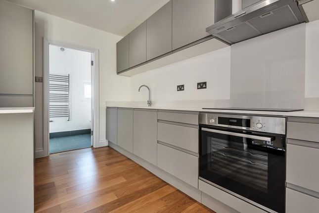 Flat to rent in Chilton Road, Richmond
