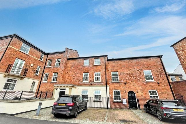 2, Royles Square, South Street, Alderley Edge photo 4