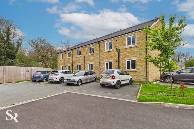 28 Hadfield Drive, High Peak photo 4