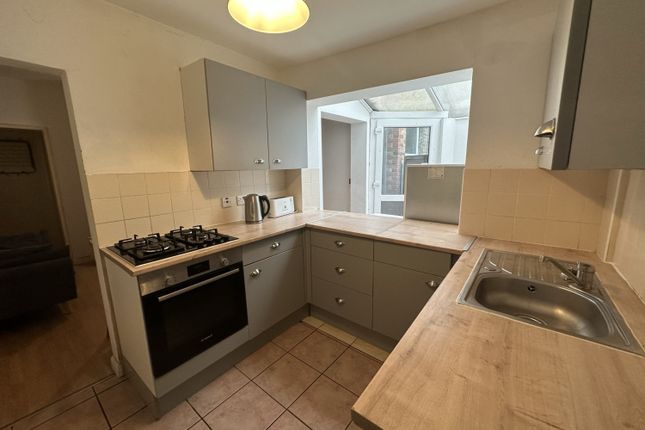 26, Albert Road, Egham photo 3