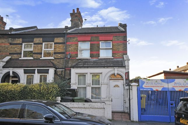 Thumbnail End terrace house for sale in Perry Hill, Catford