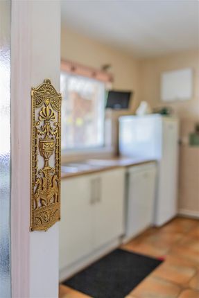 Hollybush Road 38-50.Jpg