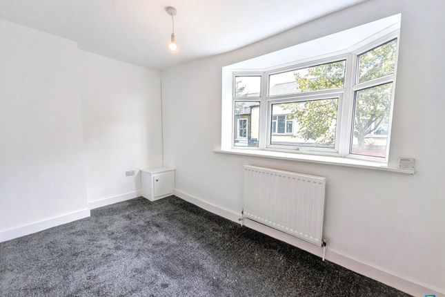 11A, Hope Street, Crook photo 3