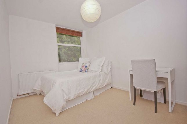 50, Cottage Grove, London photo 4