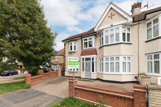 Thumbnail End terrace house for sale in Endlebury Road, North Chingford