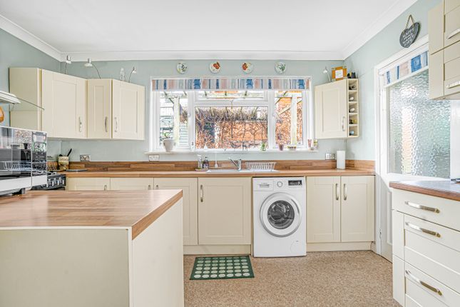2, Creedy Road, Crediton photo 3