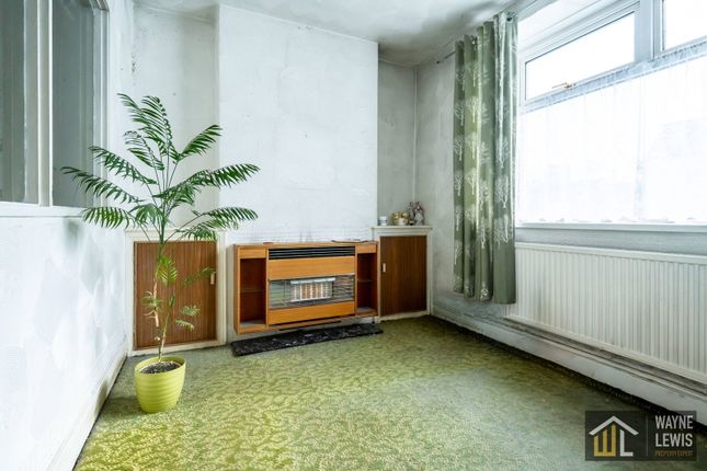 2, Energlyn Terrace, Caerphilly photo 4