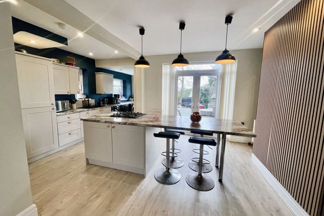 21, Fordway Avenue, Blackpool photo 3