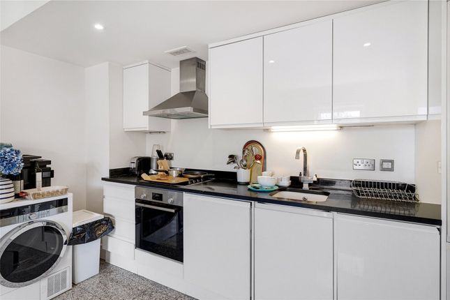Flat 7.15, St. Johns Building, 79, Marsham Street, London photo 3