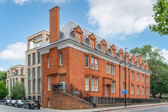 Thumbnail Flat for sale in Butler Court, Hyde Lane, Battersea, London