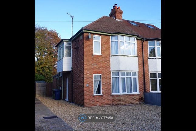 Thumbnail Semi-detached house to rent in Lovell Road, Cambridge