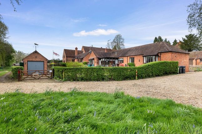 Bungalow for sale in Henley Road, Great Alne, Alcester