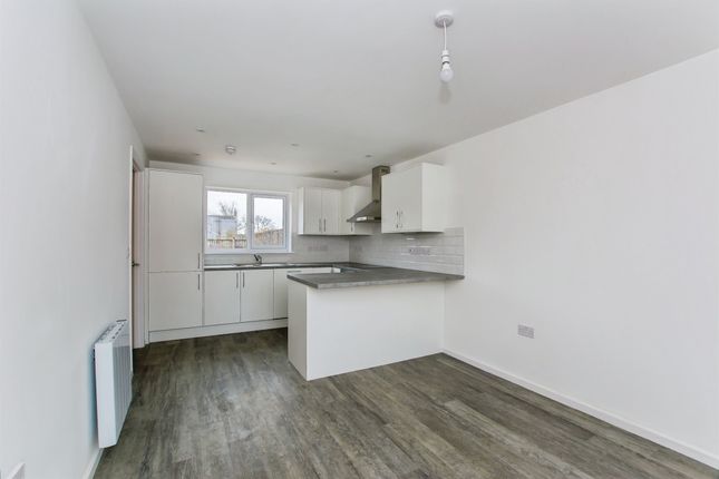 4, Rookery Close, Boston photo 3