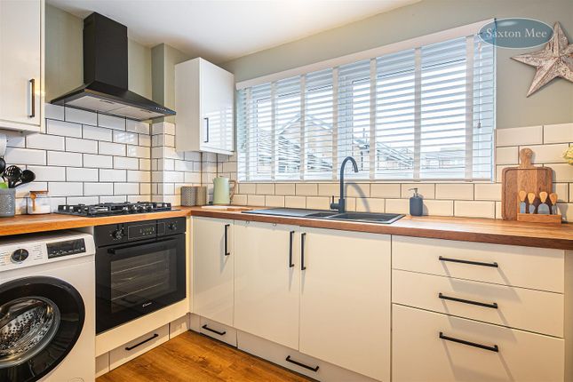 205, Westminster Avenue, Sheffield photo 2