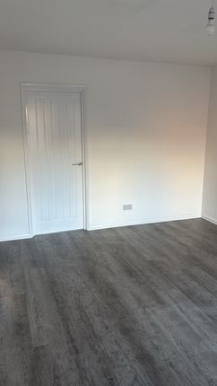 GADSBY COURT, WELLINGTON STREET, LUTON photo 4
