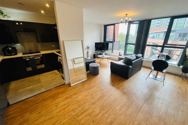 Thumbnail Flat to rent in Bury Road, Salford
