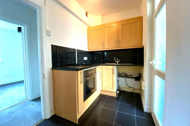 Kitchen.Jpg