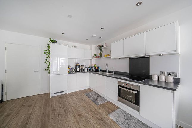 WESTMORELAND ROAD, NW9 9DR, Edgware photo 4