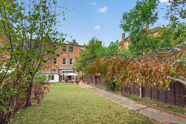 222, Finchley Road, Hampstead, NW3 photo 2