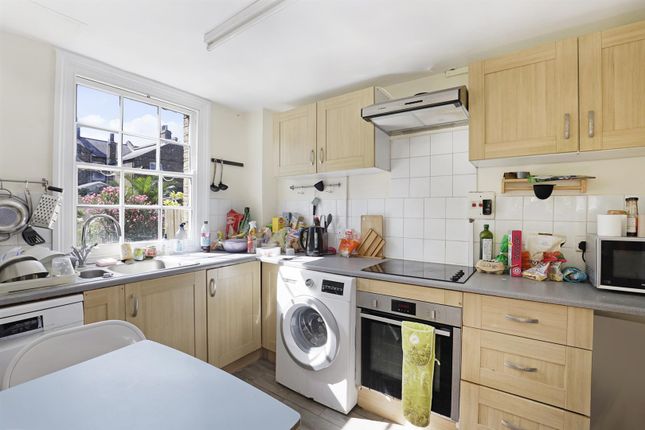 40, Liverpool Grove, London photo 3