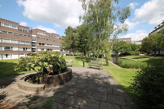 Thumbnail Flat to rent in Fair Acres, Hayes, Bromley