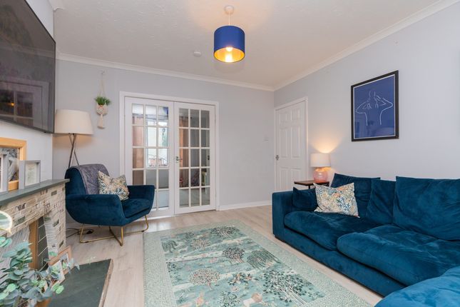 11 Tantallon Drive, Paisley photo 4