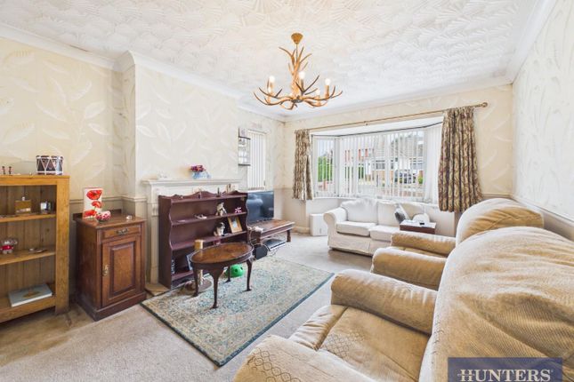 12, Leighton Close, Scarborough photo 2