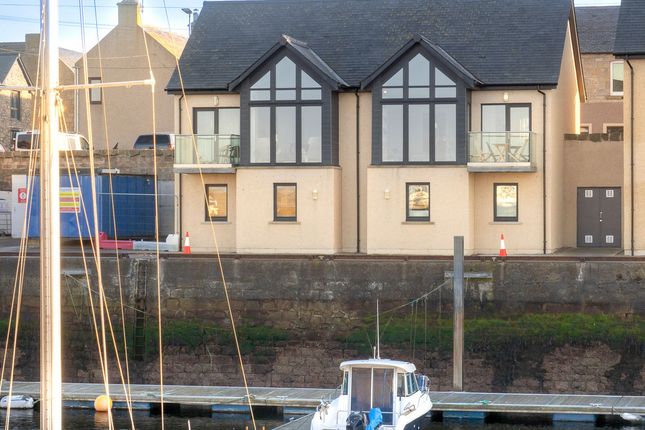 29, Marina Apartments, Lossiemouth photo 3
