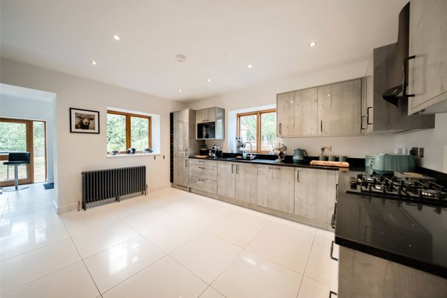 Top Farm,, Bibsworth Lane, Broadway photo 4