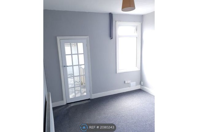 Thumbnail Terraced house to rent in Butlin Road, Luton