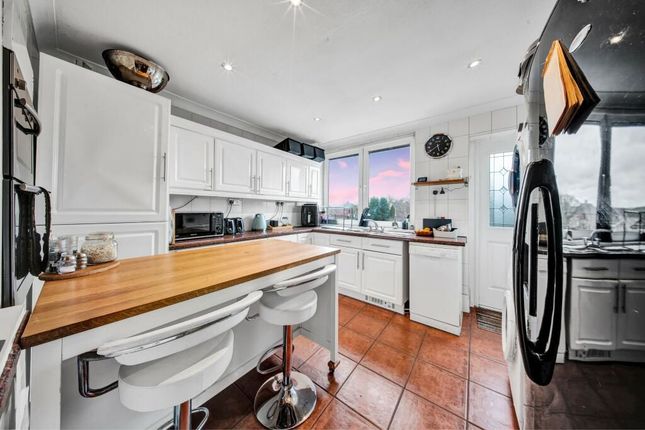 21, Whalley Road, Blackburn photo 3