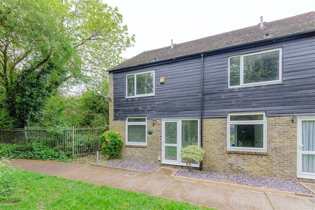 3-bed terraced on Bazes Shaw New Ash Green, Longfield, £325,000