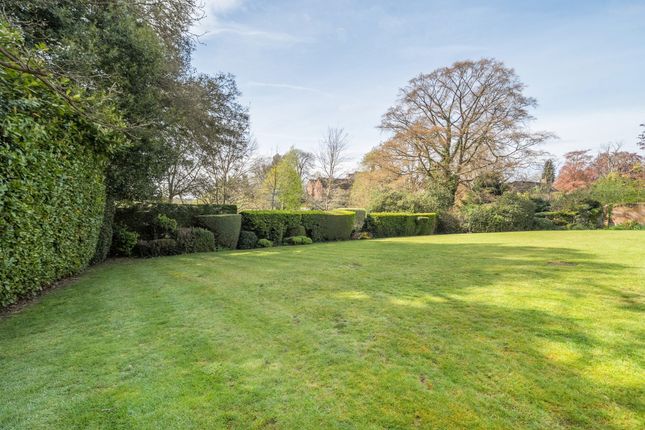 6 Alexandra House, London Road, Ascot photo 2