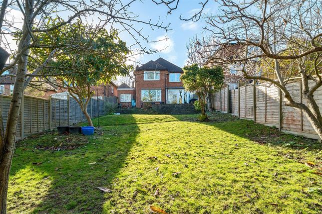3-bed house on 75, High View Road, Guildford, £550,000