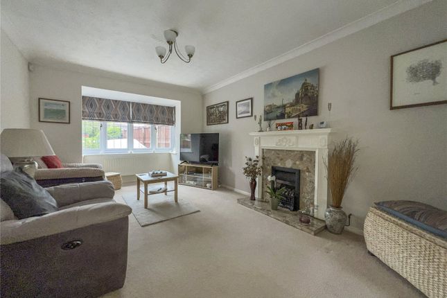 2, Sorrel Close, Wiltshire photo 4