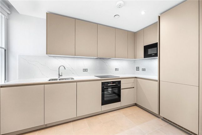 Flat 1, 7, Seymour Mews, London photo 3