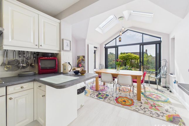31, Hampton Rise, Oswestry photo 2