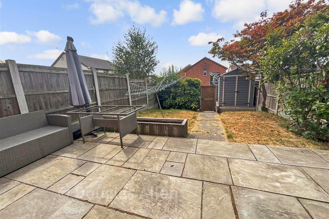 45, Horkesley Way, Wickford photo 4