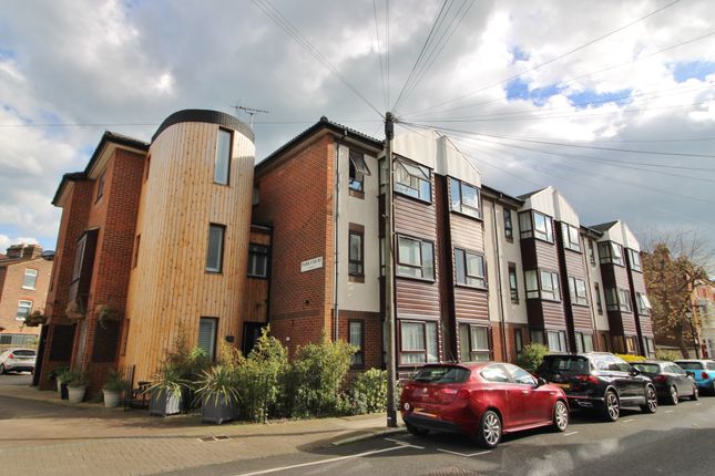 Thumbnail Flat for sale in Castle Road, Southsea