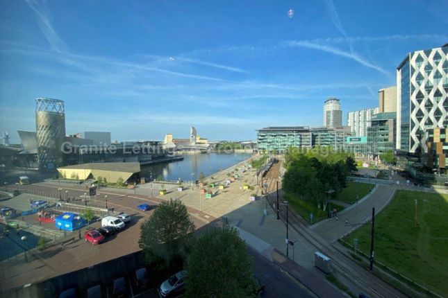 Flat to rent in City Lofts, 94 The Quays, Salford Quays