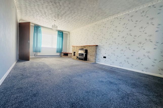23, Corby photo 2
