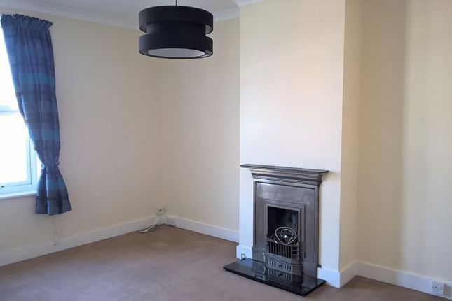 88a, Walton Road, EAST MOLESEY photo 4