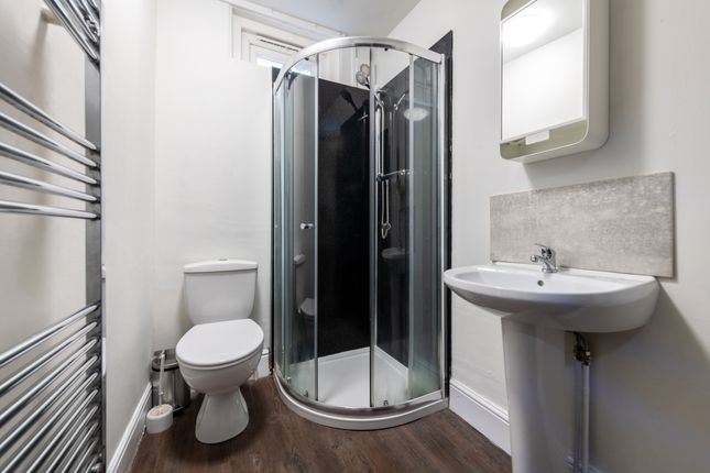 109 Mount Pleasant, Bathroom 1